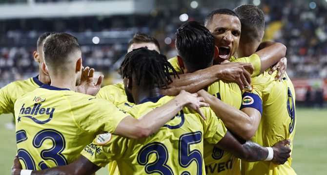 Fenerbahçe seriyi 12 maça çıkardı: 14 sezon sonra ligde ilki başardı