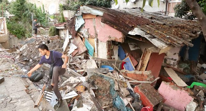 İstanbul'da sel felaketini yaşayan mahalle sakinleri anlattı