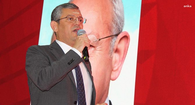 Özel'den kongrede 'Kılıçdaroğlu' sloganlarına yanıt